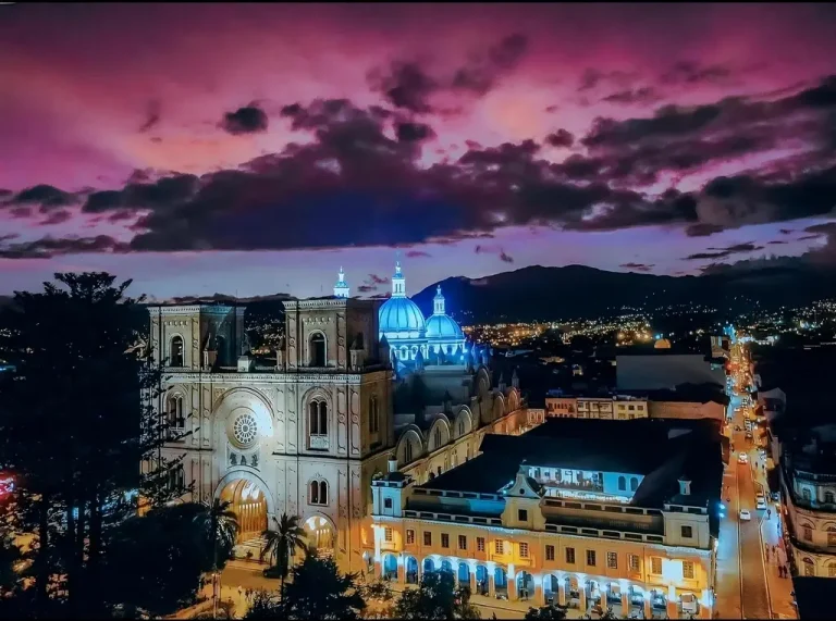 cuenca nocturna home